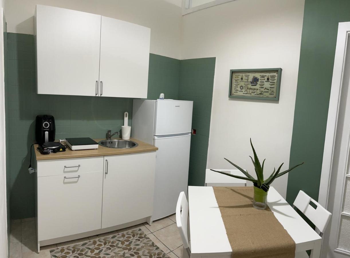 Il Covo Del Pescatore Apartment Поцуоли Екстериор снимка